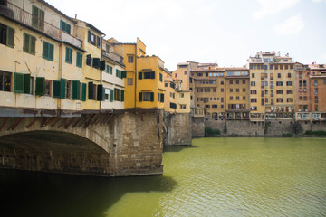 Obraz premium View over Ponte Vecchio on Arno River. Florence, Tuscany, Italy.