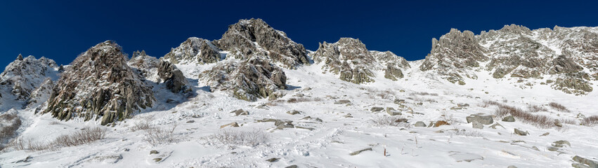 千畳敷カール　冬の雪原の様子　快晴　パノラマ写真