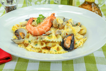 plate of pasta with seafood