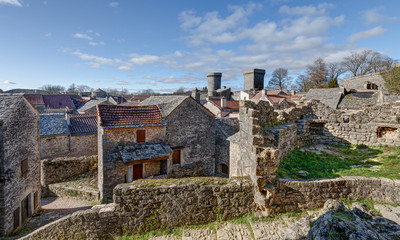 Fototapeta na wymiar Vue du village medieval de La Couvertoirade - Aveyron - Occitanie - France