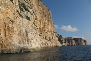 Fototapeta na wymiar Entlang der Küste von Baunei, Sardinien