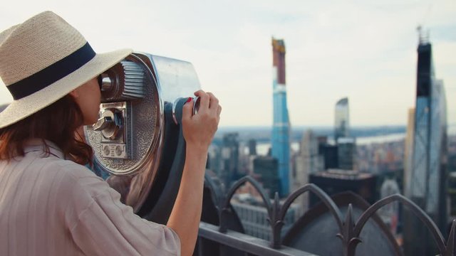 Young woman at the viewpoint in New York