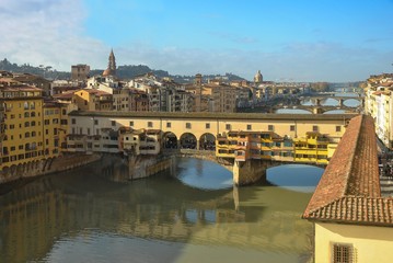 Fototapeta na wymiar Ponte Vecchio - Firenze - Toscana - Italia