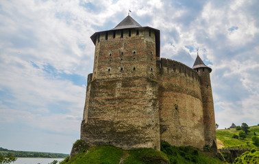 Fototapeta na wymiar Hotyn fortress on the river Dniester, Ukraine