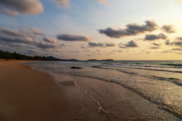 Fototapeta na wymiar Tropical beach magical sunset