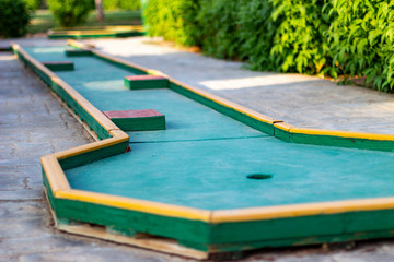 Parts of miniature golf with a geometric layout