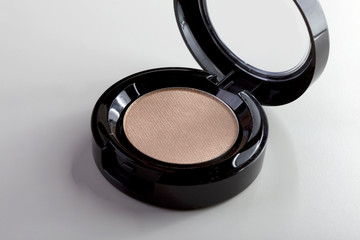 Eye shadow compact. powder compact. Natural tone Nude.