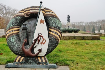Kranz, Sowjetisches Ehrenmal, Treptower Park, Berlin
