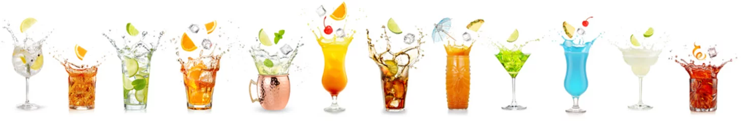 Foto op Plexiglas spatten cocktails collectie geïsoleerd op een witte achtergrond © popout