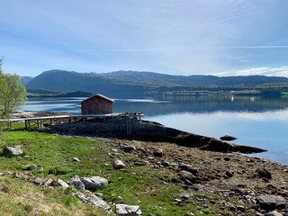 Cabin on the fjord, ⁨Utskarpen⁩, ⁨Nordland⁩, ⁨Norway⁩