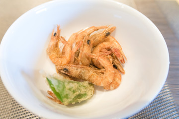 芝エビのから揚げ