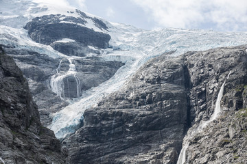 Kjenndalsbreen Gletscher im Jostelalsbreen Nationalpark, Norwegen