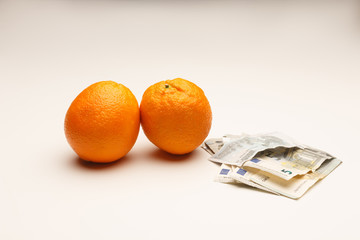 Fruta e inversión, el coste de los productos de primera necesidad; el coste de las cosechas; los...