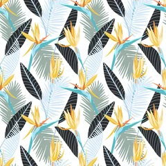 Washable wall murals Paradise tropical flower  Bird of paradise flower, strelitzia tropical seamless pattern with palm tree