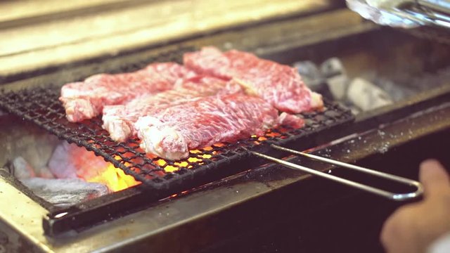 Work of the steak chef｜炭火焼ステーキ