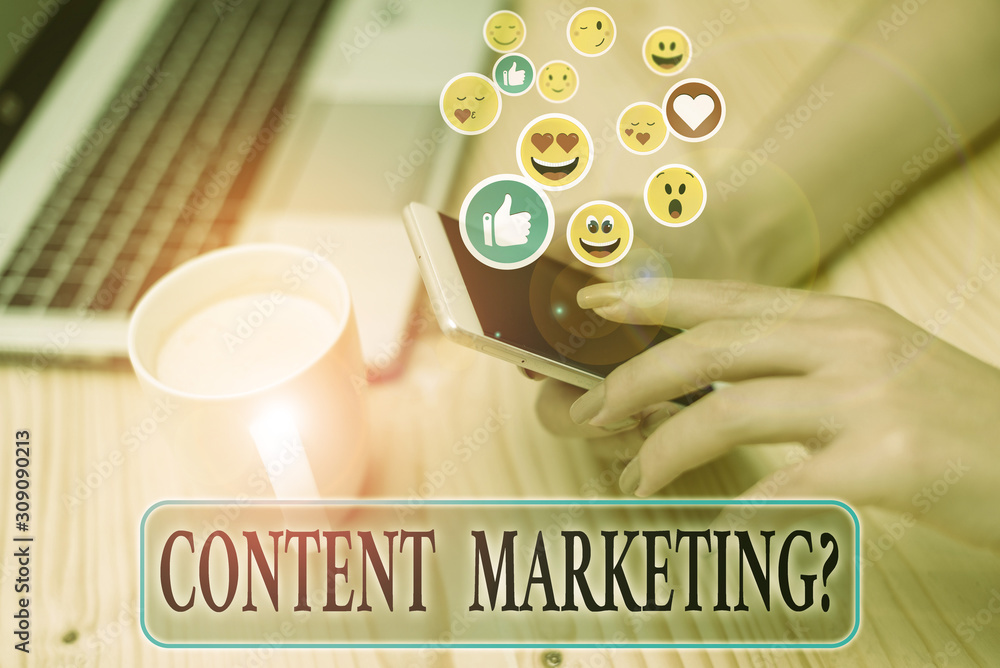 Aufkleber writing note showing content marketing question. business concept for involves creation and sharing 