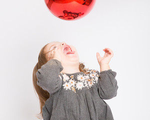 Con bolas y a lo loco, juego navide&ntilde;o