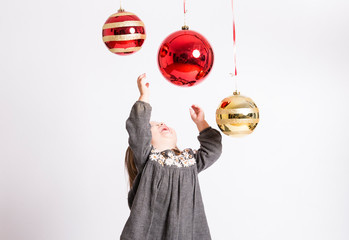 Con bolas y a lo loco, juego navide&ntilde;o