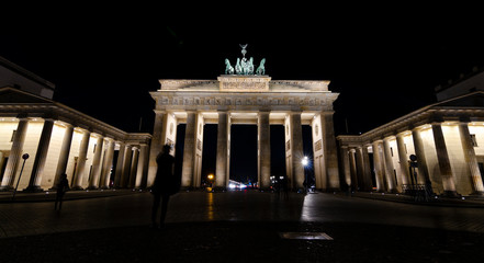 Obraz premium Branderburg gate in Berlin at night
