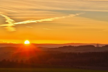 sonnenaufgang im erzgebirge