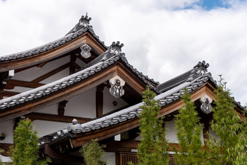 Fototapeta na wymiar Traditional Japanese architecture in the area of Nanzenji vicinity. Kyoto, Japan