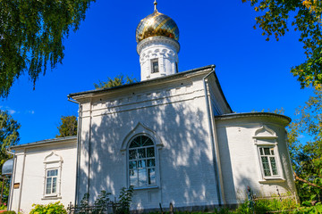 Fototapeta na wymiar Church of Holy Martyrs Guriy, Samon and Aviv in the village Karacharovo near Murom, Russia
