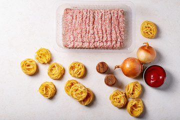 Ingredients for making spaghetti bolognese