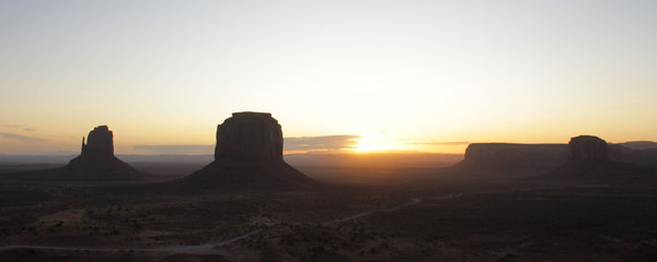 Obraz na płótnie Canvas View of Monument Valley Utah and Arizona USA