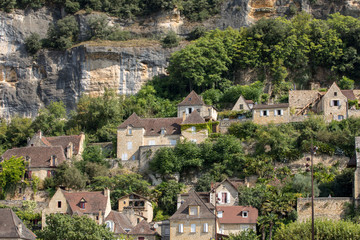  La Roque-Gageac scenic village on the Dordogne river, France