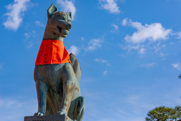 Fox statue at the Fushimi Inari Shrine, Kyoto