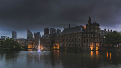 Fototapeta na wymiar Le Binnenhof de La Haye en Hollande