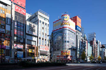 (東京都ｰ都市風景)青空と新宿の街並み１