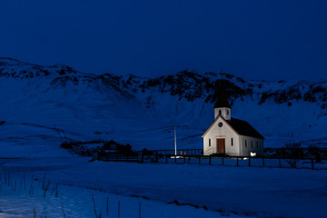 house on the lake