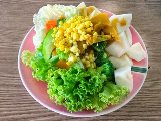 fresh vegetable salad