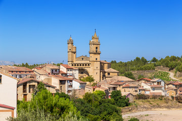 Fototapeta na wymiar Elciego, Spain. View of the city and the old church