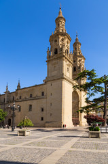 Fototapeta na wymiar Logrono, Spain. Beautiful view of the Cathedral of Santa Maria de la Redonda