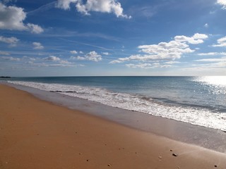 Fototapeta na wymiar Beautiful long beach in Albufeira in Portugal