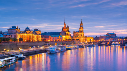 Fototapeta na wymiar Dresden, Germany cityscape of cathdedrals over the Elbe River