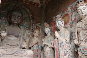 Obraz premium Maijishan Cave-Temple Complex in Tianshui , Gansu Province , China. Artistic treasures of Maiji Mountain caves. UNESCO World Heritage Site.