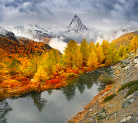  Lake Grindjisee