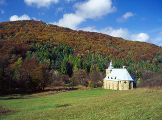 Church in Huta Polanska, Beskid Niski Mountains, Carpathians Mountains - October, 2008 - Poland - obrazy, fototapety, plakaty