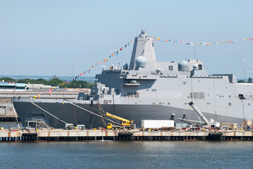 Fototapeta na wymiar Norfolk Navy Ship And Cranes