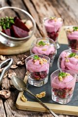 verrine de betteraves et noix