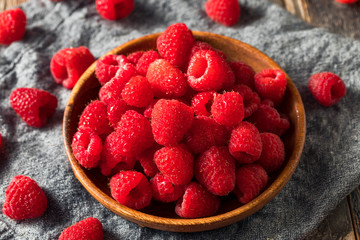 Raw Red Organic Raspberries