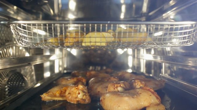 Cooking Chicken And Potatoes In The Oven Combi Steamer