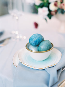 Easter Table serving