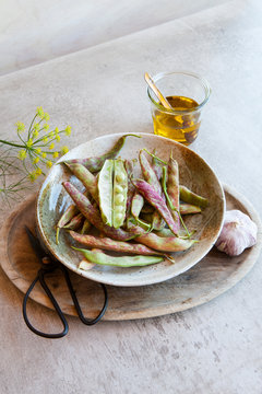 Lima beans in pod