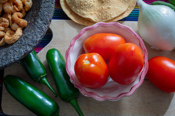 Ingredientes para salsa picante mexicana típica