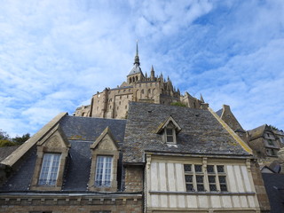 Fototapeta na wymiar Abbaye du Mont Saint Michel (2)