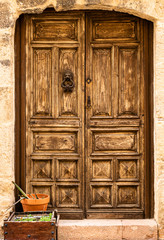 OLD WOODEN DOOR IN SEPULVEDA, SEGOVIA